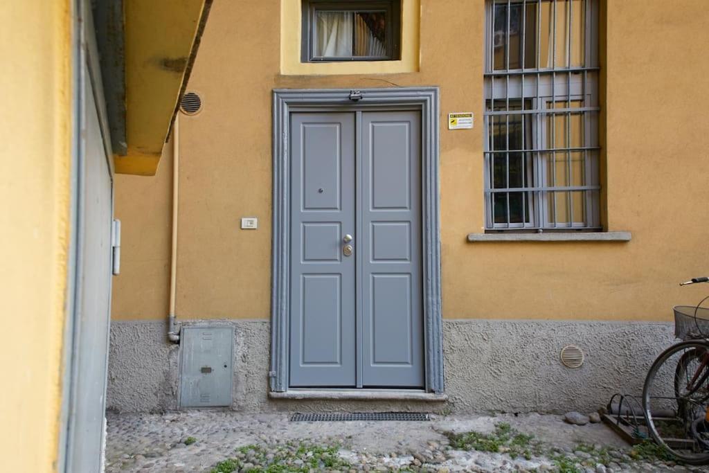 Апартаменты Quiet House In The Center - Porta Venezia Милан Экстерьер фото